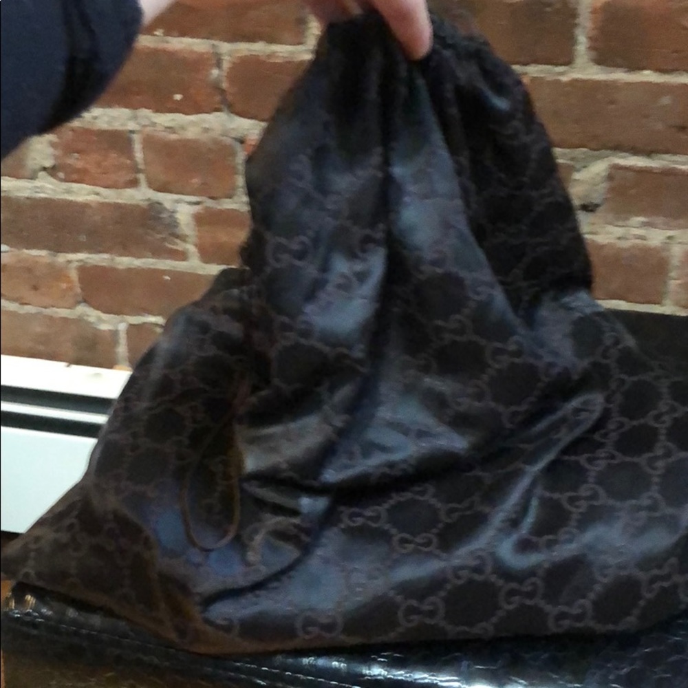 White Gucci Shoulder Bag - Picture 12 of 12